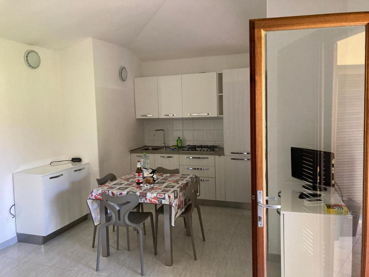 圣特奥多罗Residenze Gambaru别墅 外观 照片